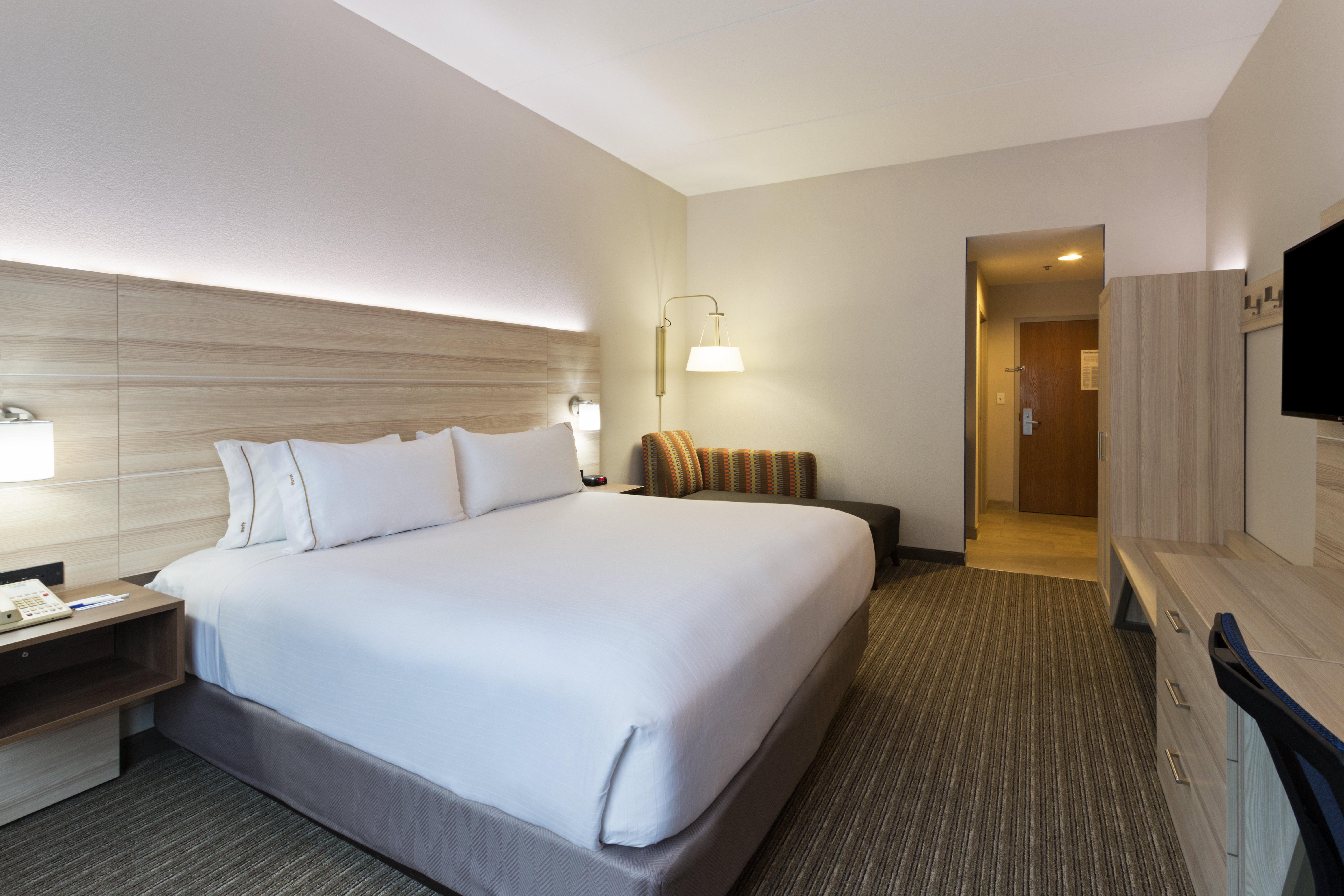 Holiday Inn Express & Suites Tavares By Ihg Exterior photo